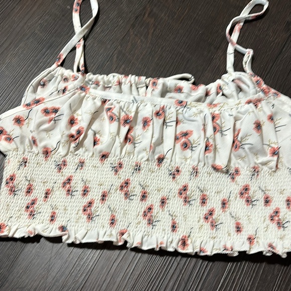 SHEIN women’s tie front smocked tank top, size medium, white with florals - Picture 5 of 5